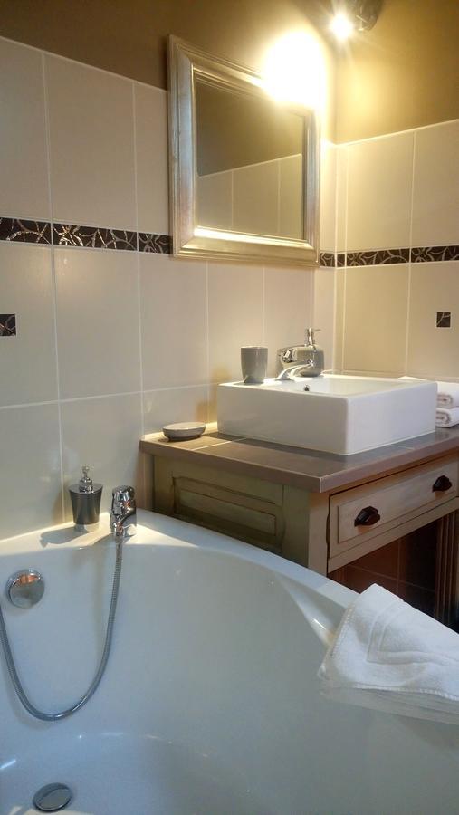 Moulin Madame - Gites & Chambres D'Hotes Dracy-le-Fort Luaran gambar